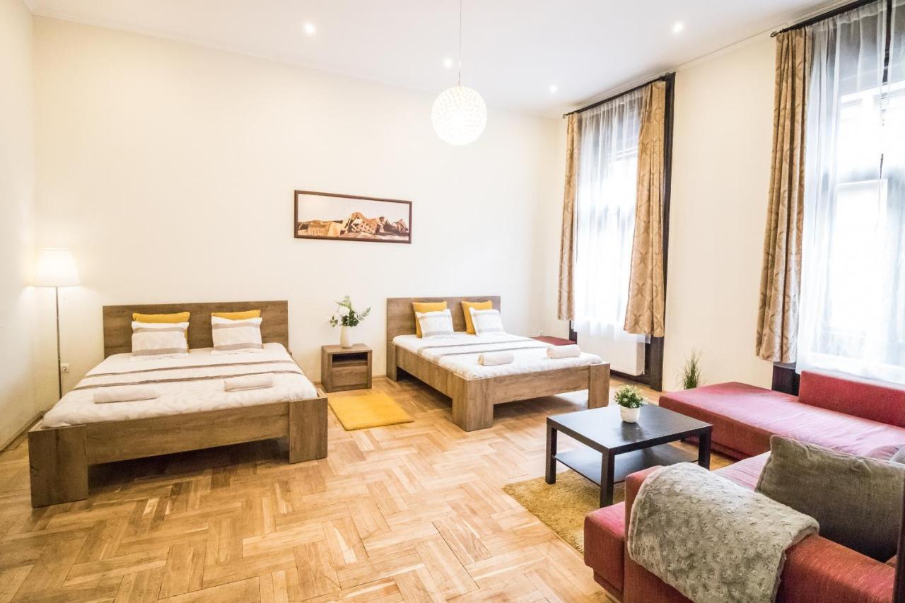 Real Apartments Klauzal 부다페스트 외부 사진